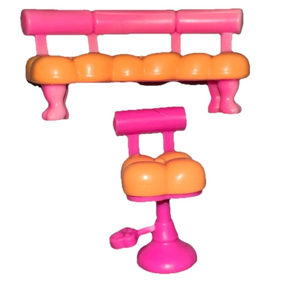 2006 Mattel Polly Pocket Furniture - Couch/Sofa J9969 Pink & Salon Chair